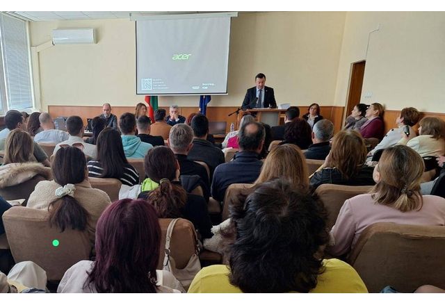 Над 4000 заявления на земеделски производители за подпомагане по директните