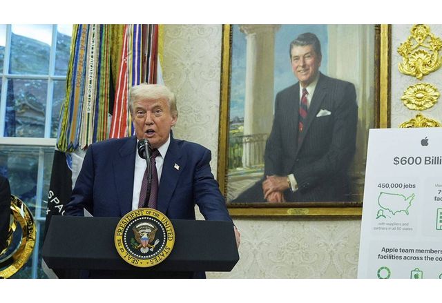 Президентът на САЩ Доналд Тръмп каза че ще подпише указ