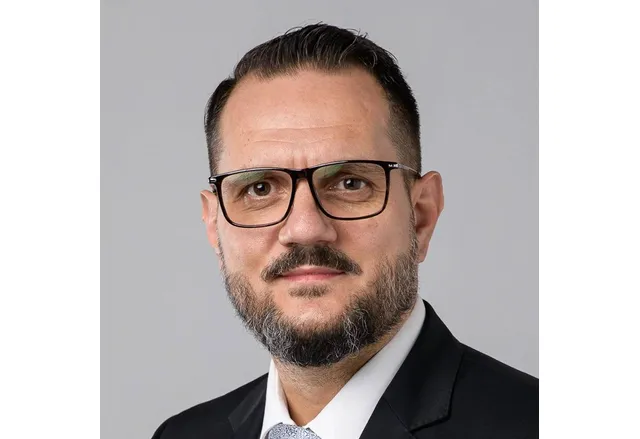 Г н Барбутов не действа самосиндикално както се опита да го