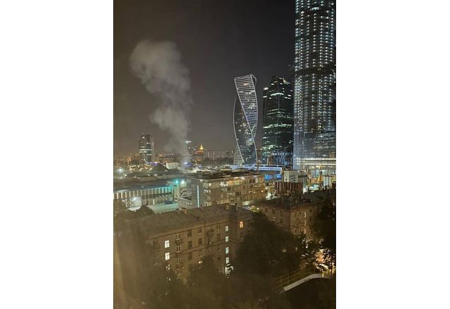 Дрон удари сграда в центъра на Москва