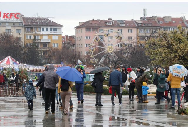 Дъждовно и облачно време, есен