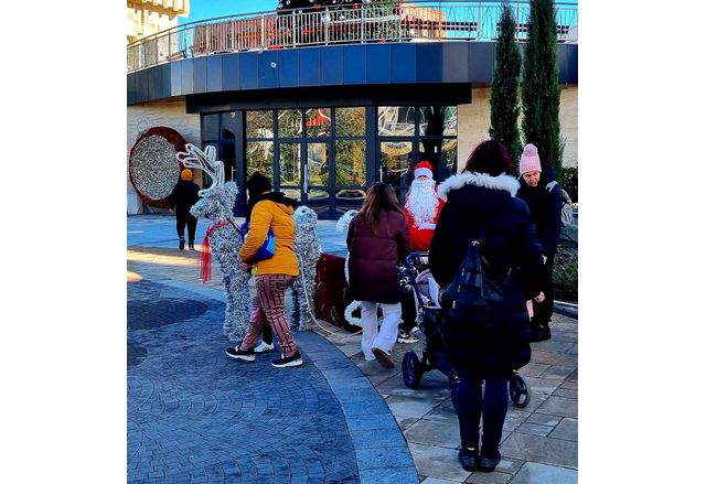 Асеновград посреща Дядо Коледа днес 7 ми декември Добрият Старец