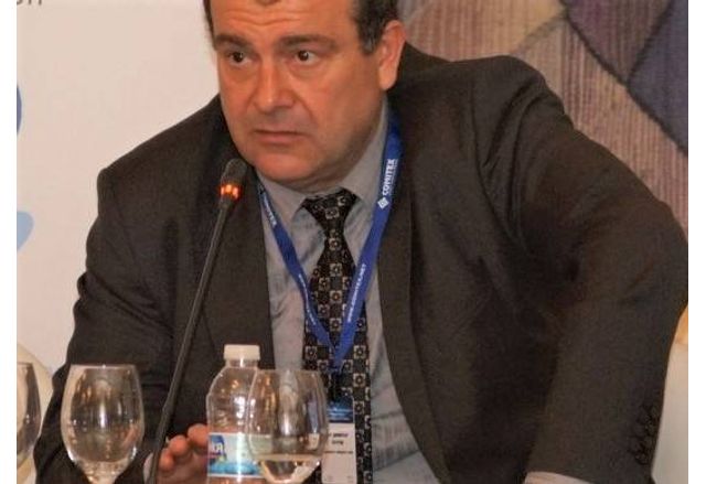 Д-р Димитър Петров