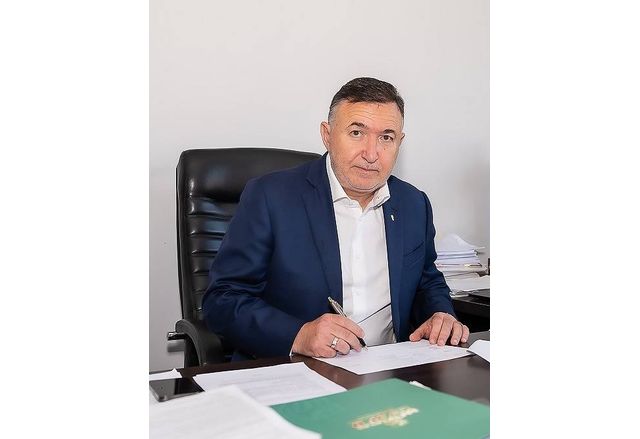 Кметът на община Карлово д р Емил Кабаиванов номиниран за пореден
