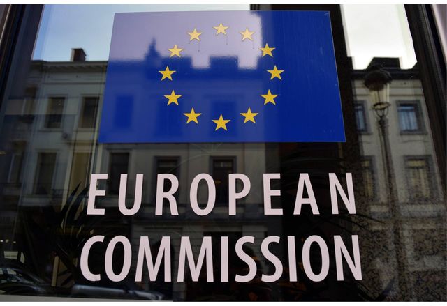 Европейската комисия днес официално одобри освобождаването на 137 млрд евро