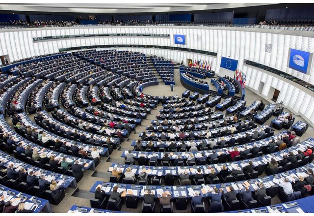 Европейският парламент одобри днес резолюция в която определя Русия като