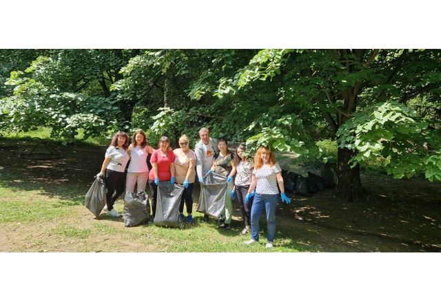 Служители на Отдел Екология и околна среда към община Асеновград