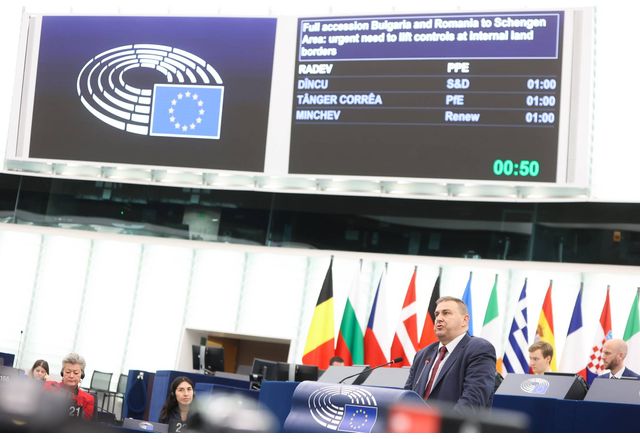 Евродепутатът от ГЕРБ ЕНП и зам председател на правната комисия в Европейския