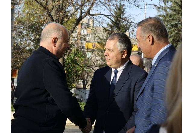 Стабилността на правителството гарантира устойчивост и за местната власт Никой