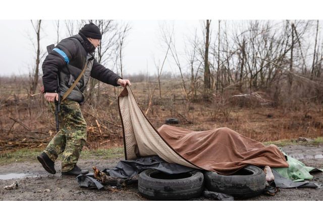 Украинските власти заявиха че са открили телата на 410 цивилни