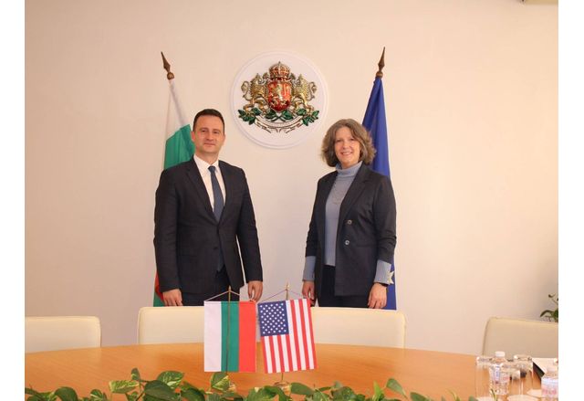 Задълбочаване на сътрудничеството във всички области от взаимен интерес с