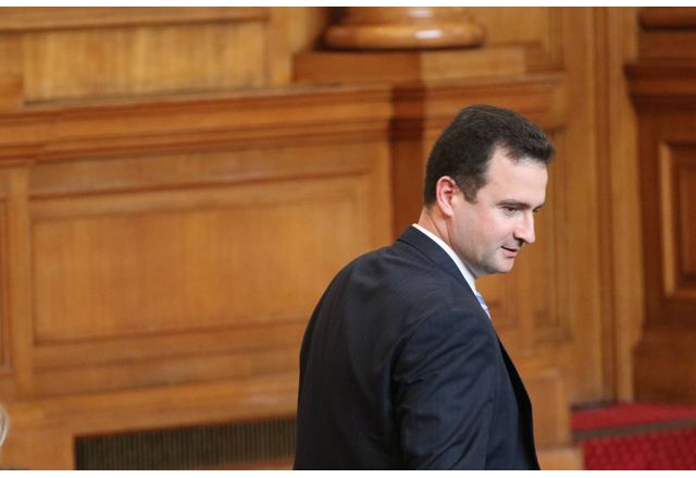 ГЕРБ е готова за предсрочни избори каза депутатът Жечо Станков