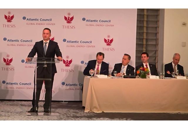 Министърът на енергетиката Жечо Станков участва в Среща на върха