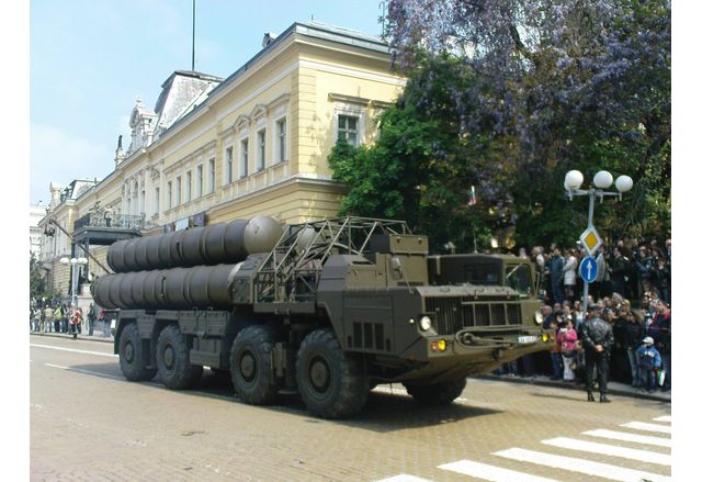 Комисията по отбрана одобри предложението България да изпрати неизправни ракети