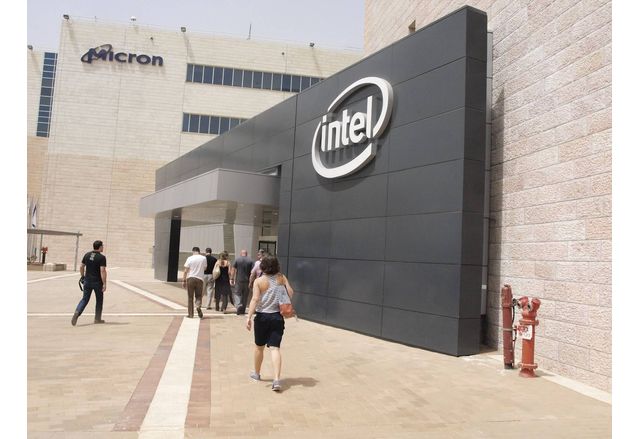 Завод на Intel