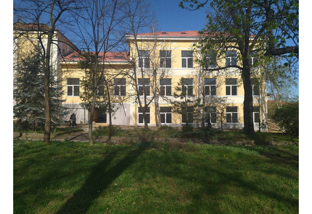 Завърши строителството на ново крило към учебната сграда на Езиковата гимназия в Ловеч