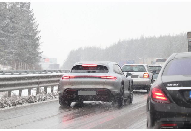 Необходимо е шофьорите да се движат с повишено внимание съобразена