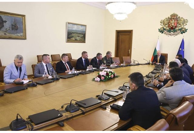 Министър председателят Росен Желязков свиква днес в 11 часа работно съвещание