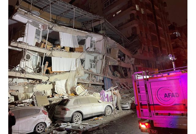 Земетресение в Турция и Сирия