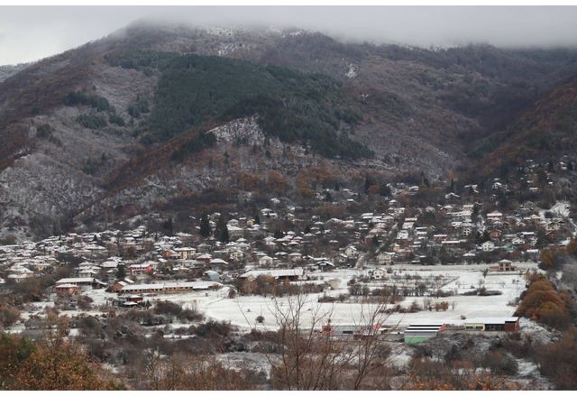 Днес ще е облачно в Западна и Централна България с