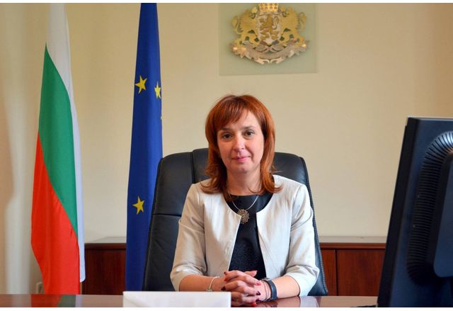 Удължителният бюджет не застрашава влизането на България в еврозоната Това