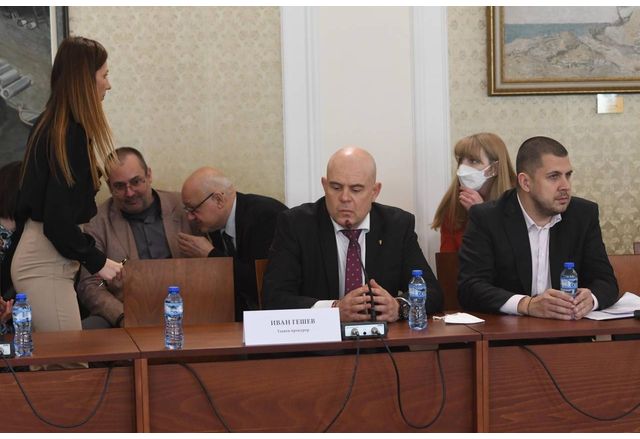 Главният прокурор Иван Гешев дойде на заседанието на заседанието на