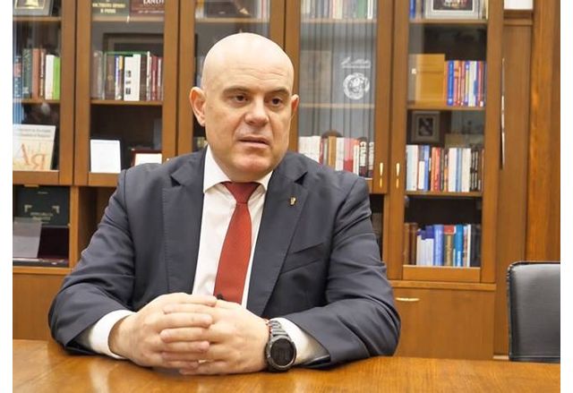 Българската прокуратура е изключително притеснена че последните месеци сериозно се