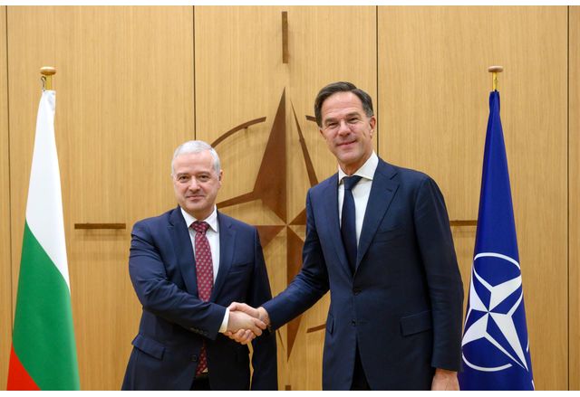 Министърът на външните работи Иван Кондов започна днес участието си