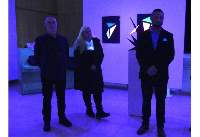 Изложбата "Neon Nights vol. 2" на Илия Бояров беше открита в Художествена галерия "Руси Карабиберов"