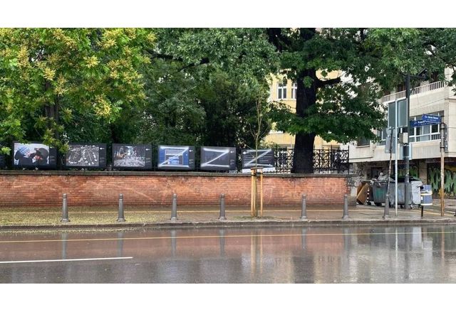 За вандалска проява в центъра на София съобщиха от Фотофабрика