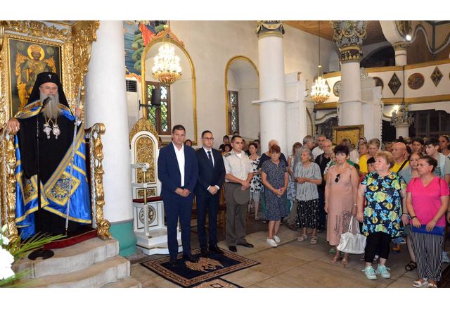 Пловдивският митрополит Николай пристигна тази вечер в Хасково за да