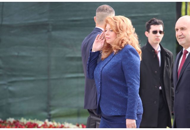 Президентът Илияна Йотова коментира състава на служебното правителство след като