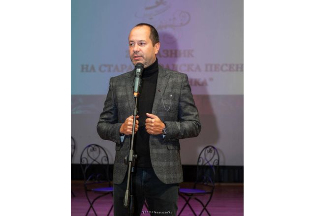 Сигнал в прокуратурата за издевателство над семейството му ще подаде