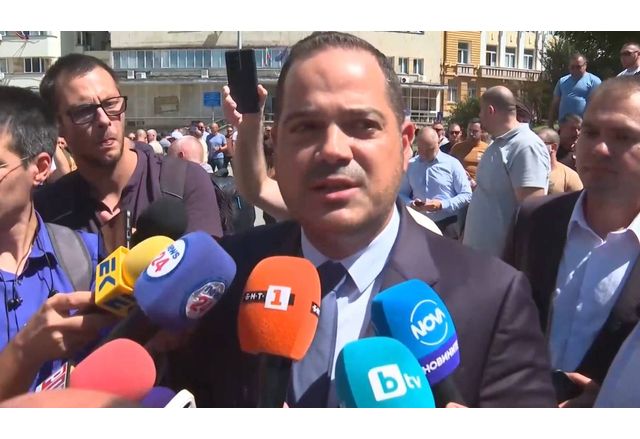 През последните дни станахме свидетели на това как определени неуспели