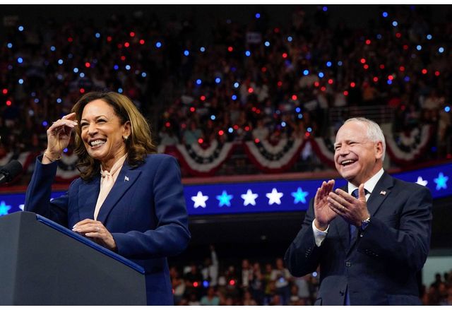 Кандидатът за президент на Демократическата партия Камала Харис избра губернатора