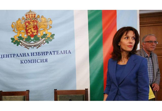 ЦИК се намесва по недопустим начин в изборния процес защото