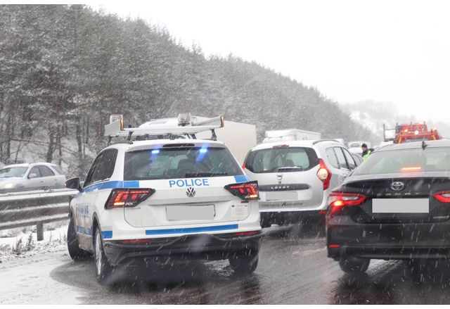 При катастрофи през изминалото денонощие в страната е загинал един