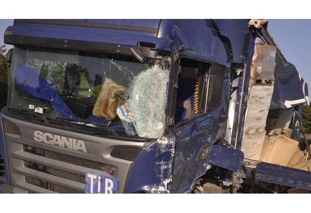 Един човек е загинал а други 25 са ранени при