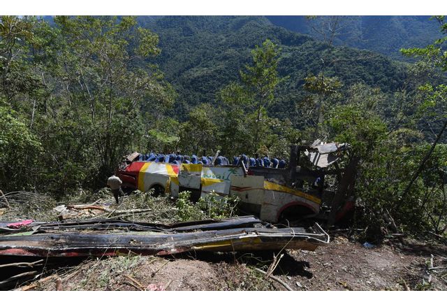 Катастрофиралият автобус в Боливия