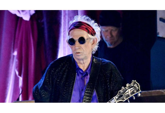 Кийт Ричардс е английски музикант певец и автор на песни