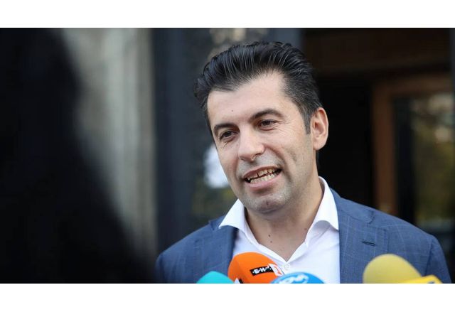 Бившият вече съпредседател на Продължаваме промяната Кирил Петков подаде оставка