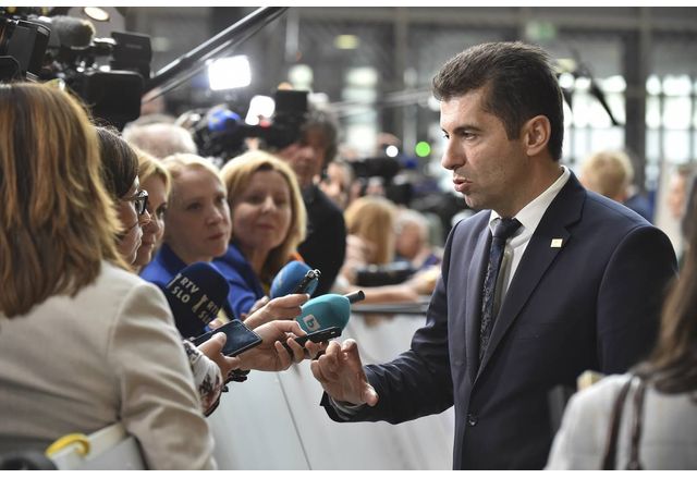 Коалицията Продължаваме Промяната – Демократична България ще обсъди как да