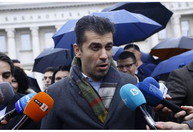 И ф главен прокурор Борислав Сарафов внесе в деловодството на 51 вото