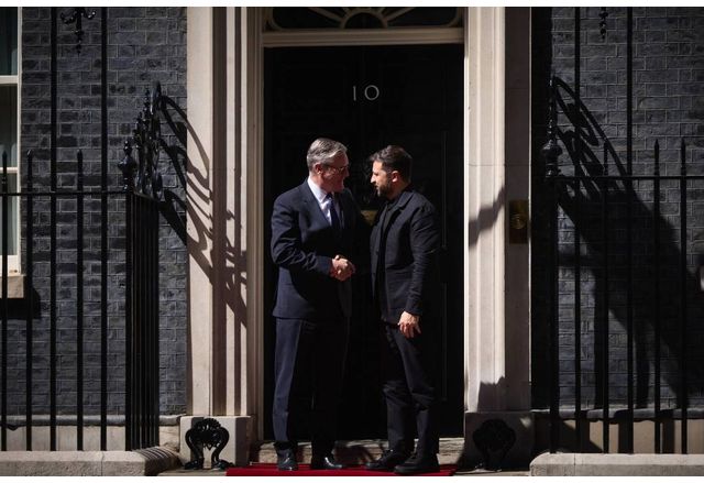 Лидерът на Кремъл Владимир Путин може да нападне страна от