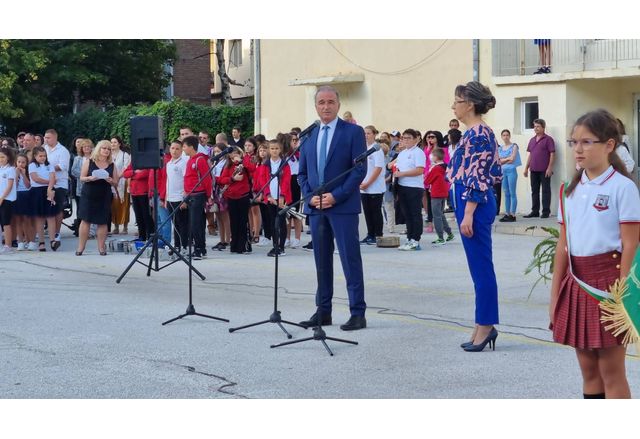 Кметът на Асеновград доктор Христо Грудев участва в откриването на