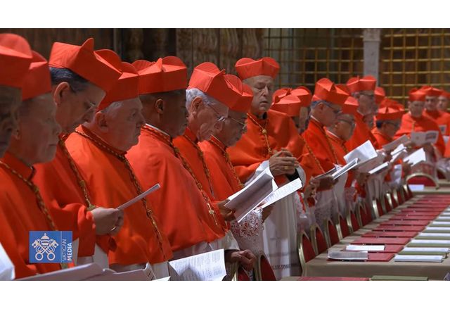 Най големият и най географски разнообразен конклав в историята възобнови работата си