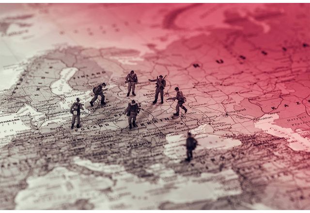 Висши военни в европейските страни се готвят за потенциална конфронтация