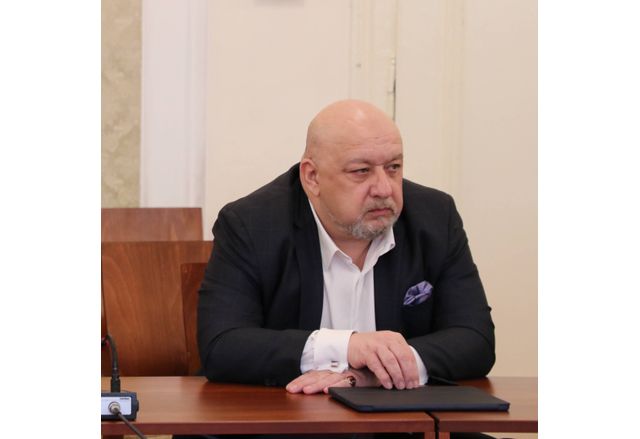 Красен Кралев бивш министър на спорта народен представител от ГЕРБ СДСФейсбук Шест