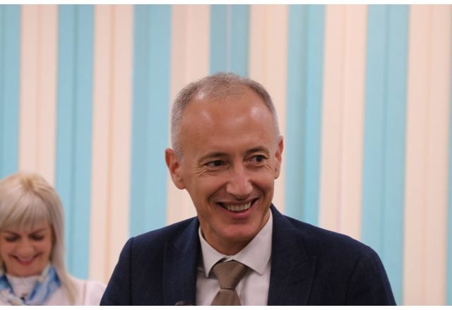 Министърът на образованието Красимир Вълчев  