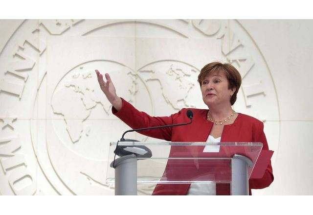 Всички 27 държави от ЕС подкрепиха втория мандат на ръководителя